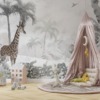 Giraffe en olifant muurschildering in grijs en wit Exotic Animals in the Mist for Kids - belangrijkste product afbeelding